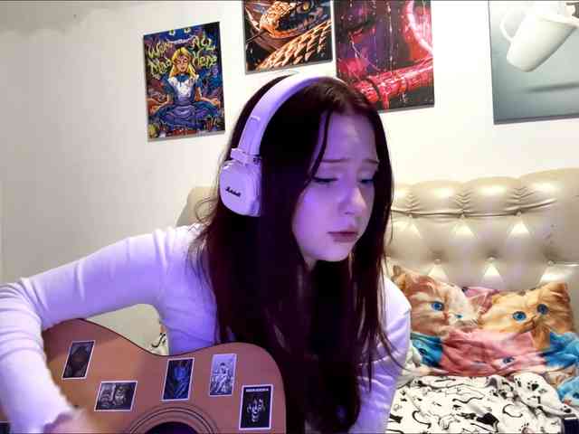 emoemily webcam
