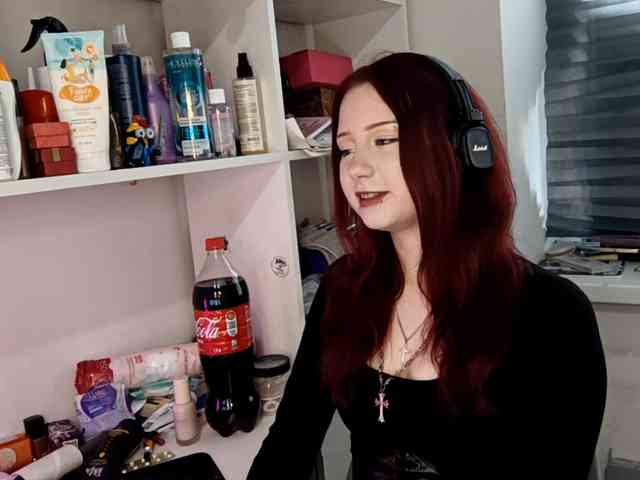 emoemily webcam