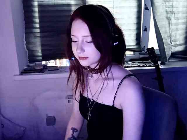 emoemily webcam