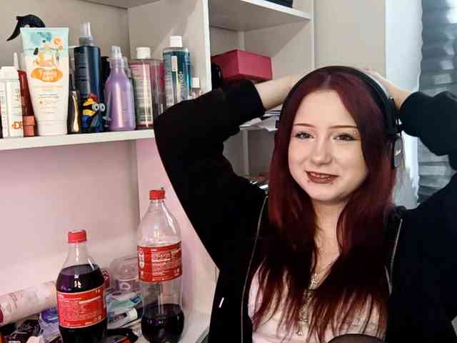 emoemily webcam