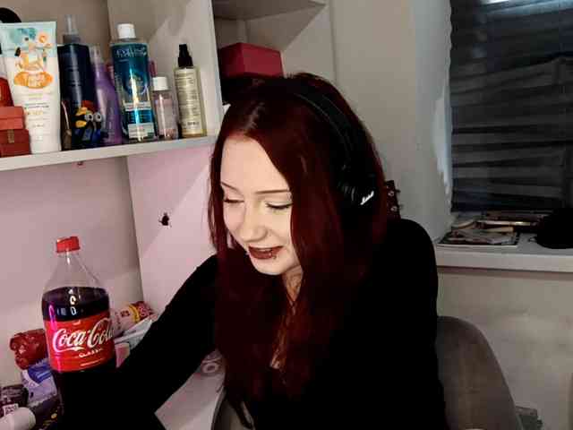 emoemily Sex Cam Show