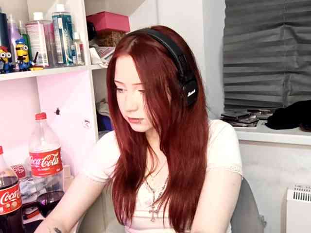 emoemily webcam
