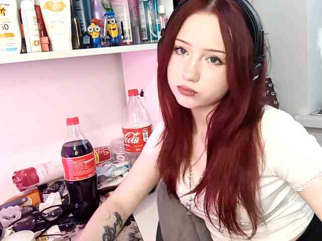 emoemily Sex Cam Show