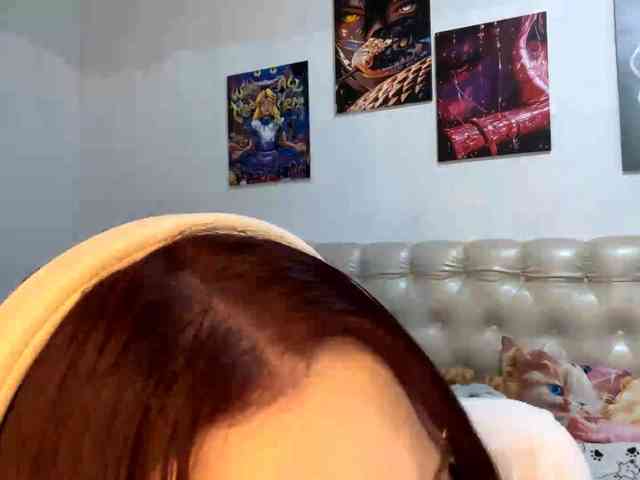 emoemily webcam