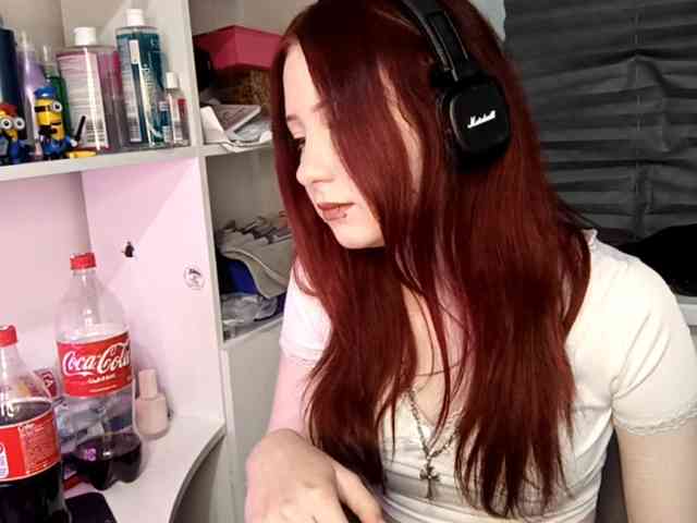 emoemily webcam