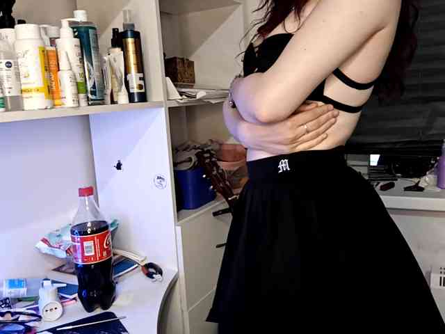emoemily webcam