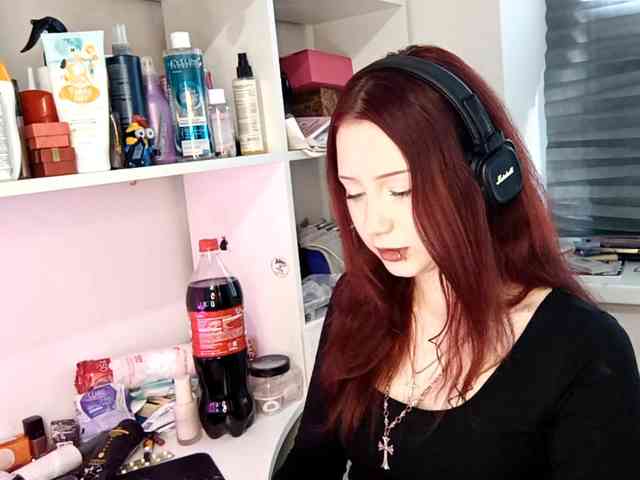 emoemily webcam