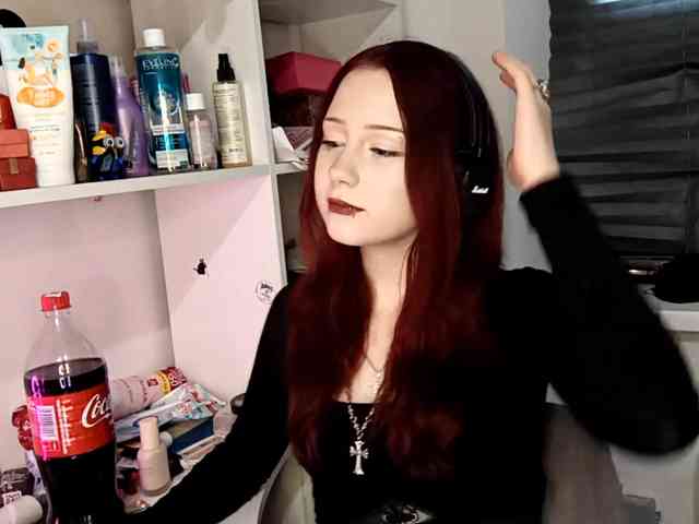 emoemily Sex Cam Show