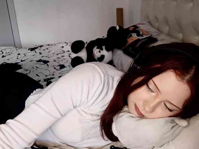 emoemily webcam