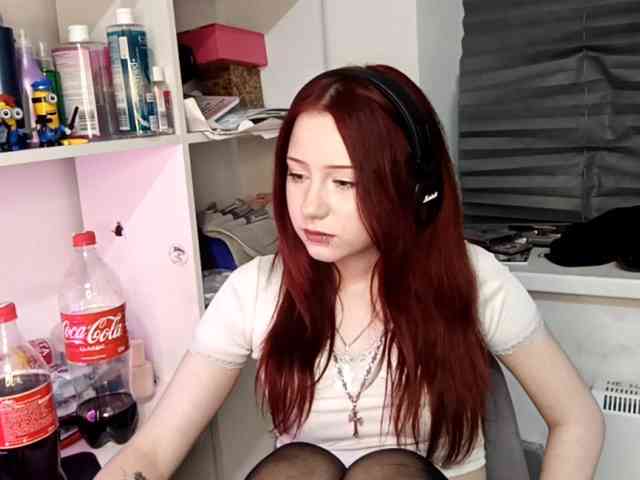 emoemily webcam