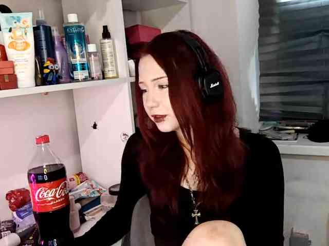 emoemily Sex Cam Show