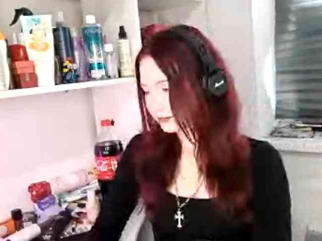 emoemily Sex Cam Show