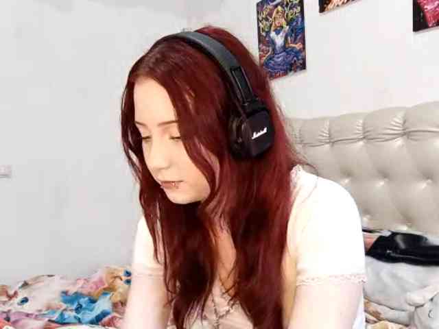 emoemily webcam
