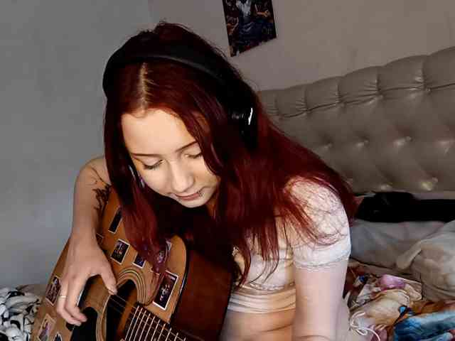 emoemily webcam