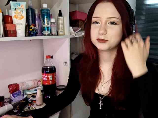 emoemily webcam
