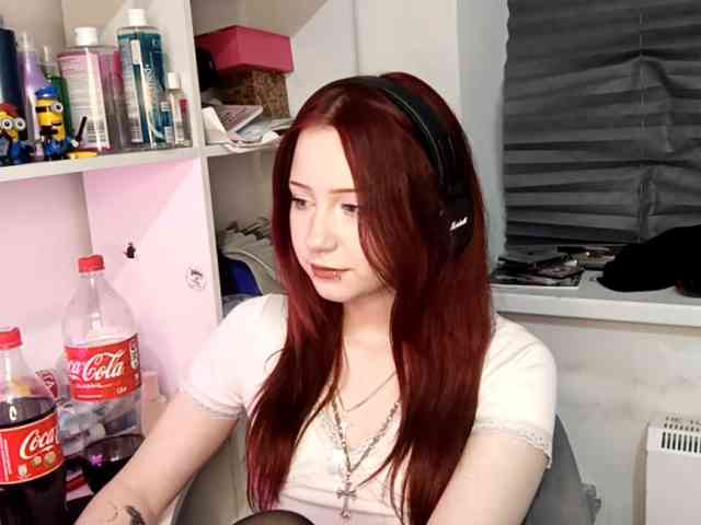 emoemily Sex Cam Show