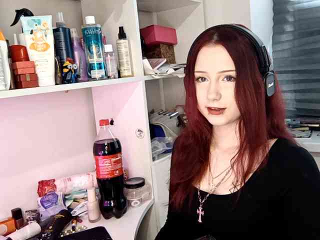 emoemily Sex Cam Show