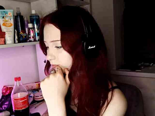emoemily webcam