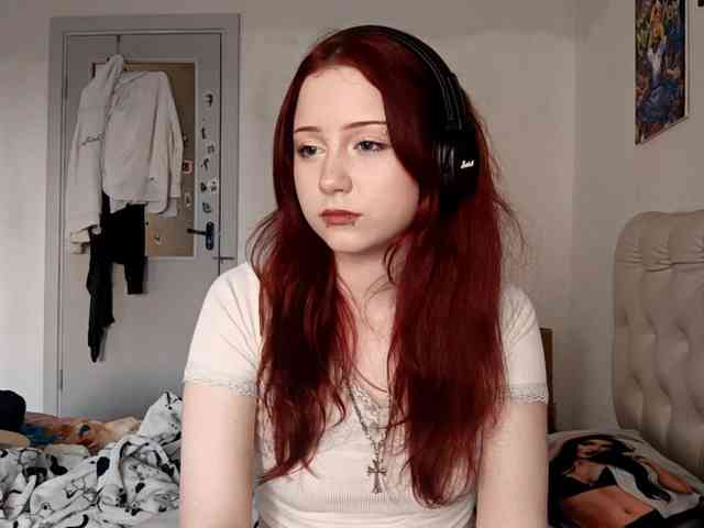 emoemily webcam