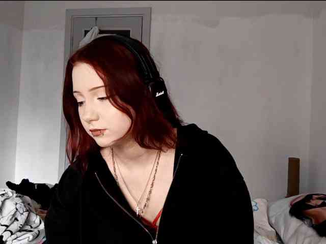 emoemily webcam