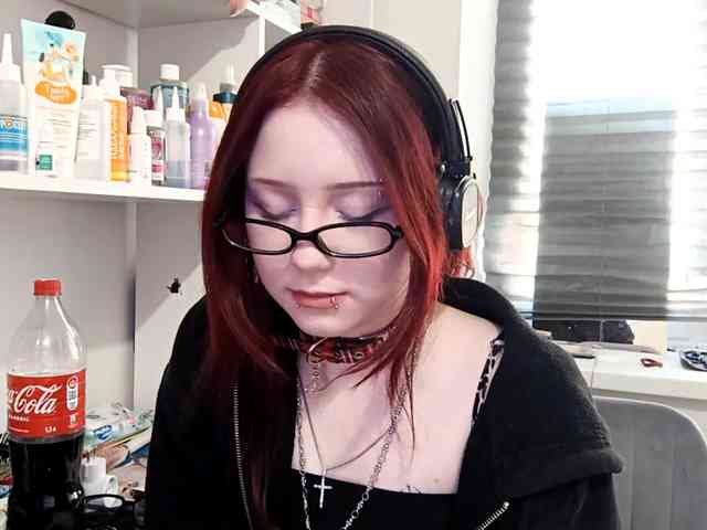 emoemily webcam