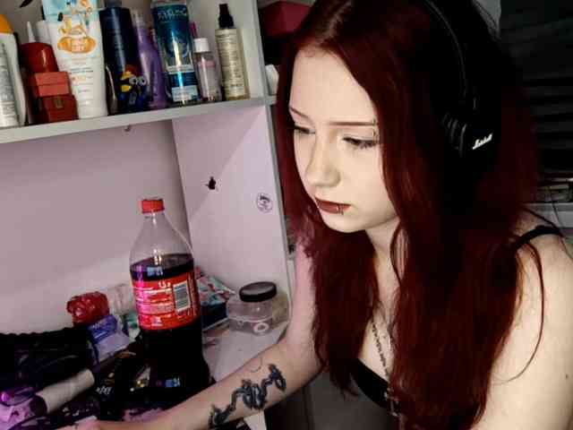 emoemily Sex Cam Show