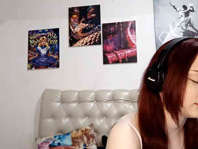 emoemily webcam