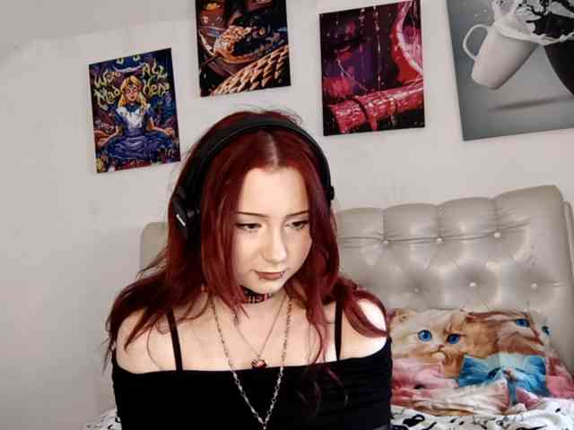 emoemily webcam
