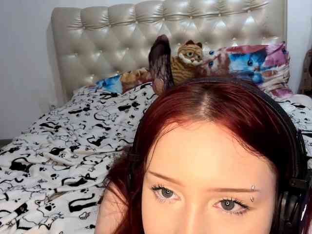 emoemily webcam