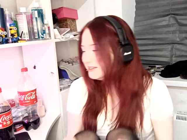 emoemily webcam