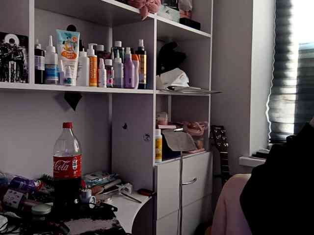 emoemily webcam