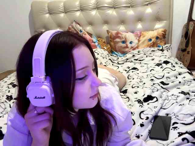 emoemily webcam