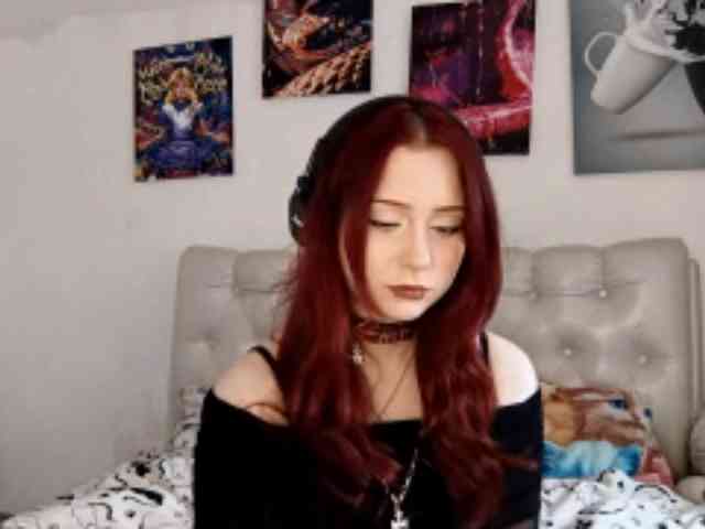 emoemily webcam