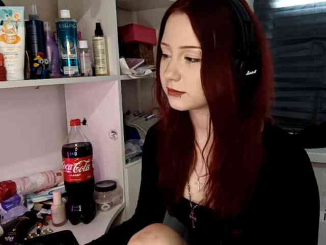 emoemily Sex Cam Show