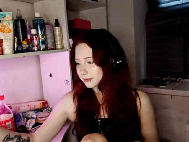 emoemily webcam