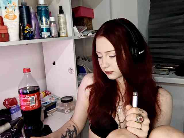 emoemily webcam