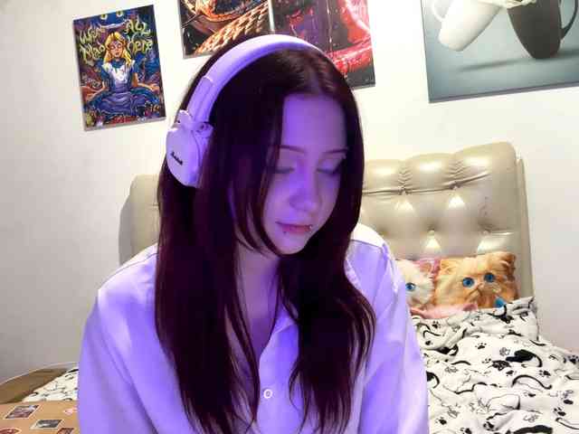 emoemily webcam