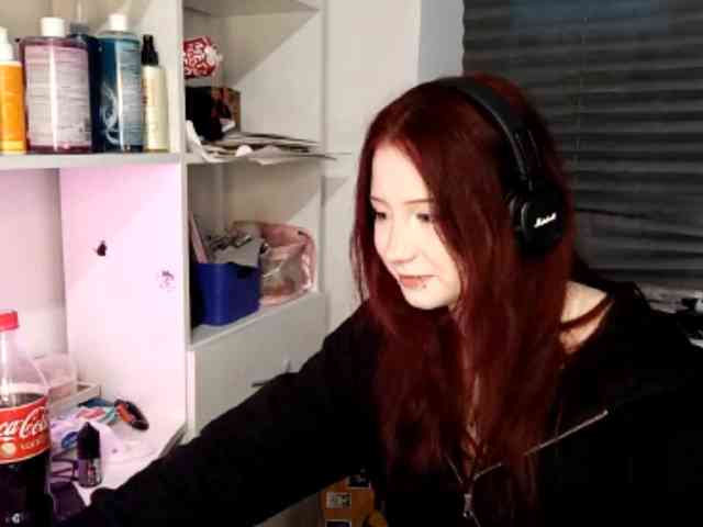 emoemily webcam