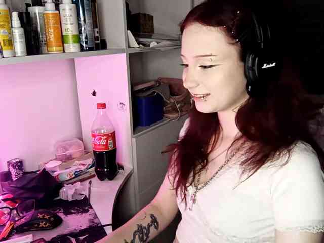 emoemily webcam