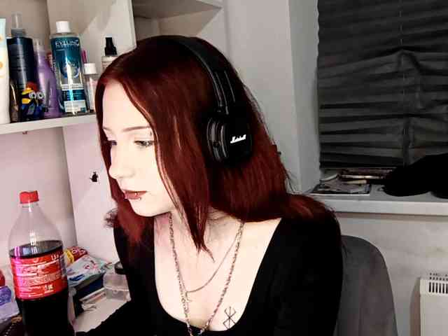 emoemily webcam