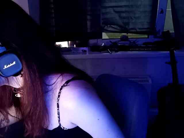 emoemily webcam