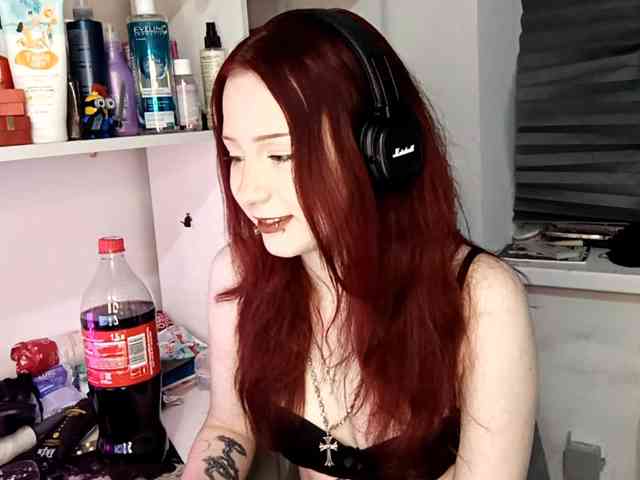 emoemily Sex Cam Show