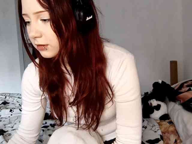 emoemily webcam