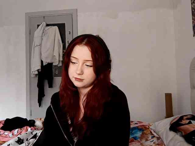 emoemily webcam