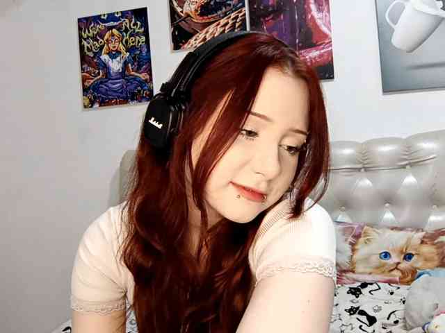 emoemily webcam