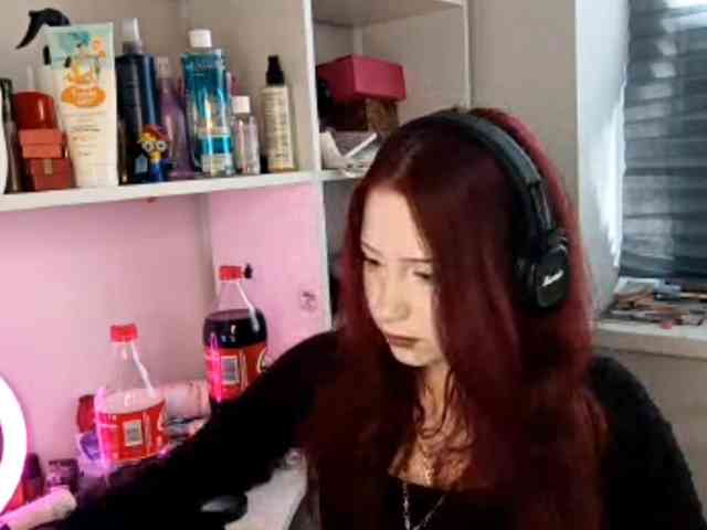 emoemily webcam