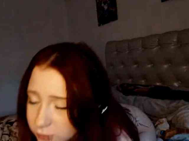 emoemily webcam