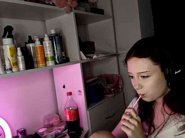 emoemily webcam