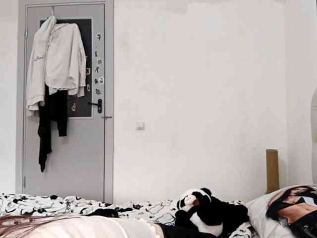 emoemily webcam