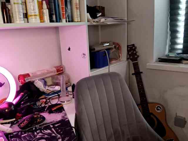 emoemily Sex Cam Show